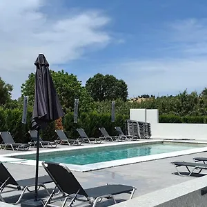 https://topaz-two.hotelschalkidiki.net