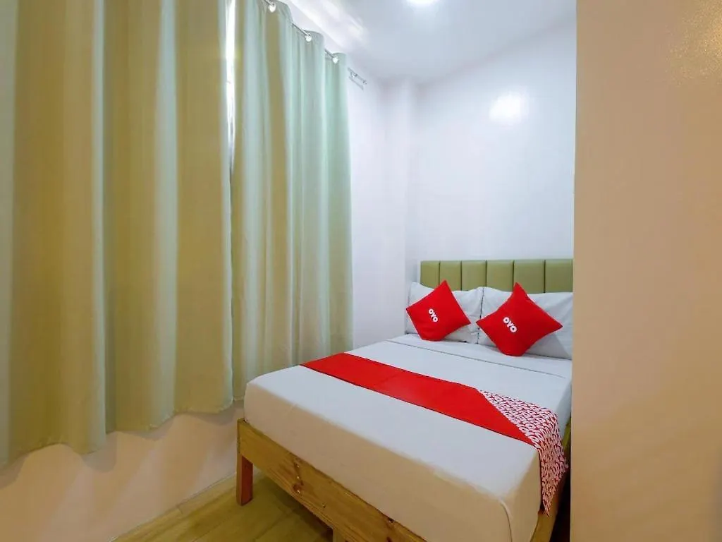 Freemont Place Paranaque City Inn